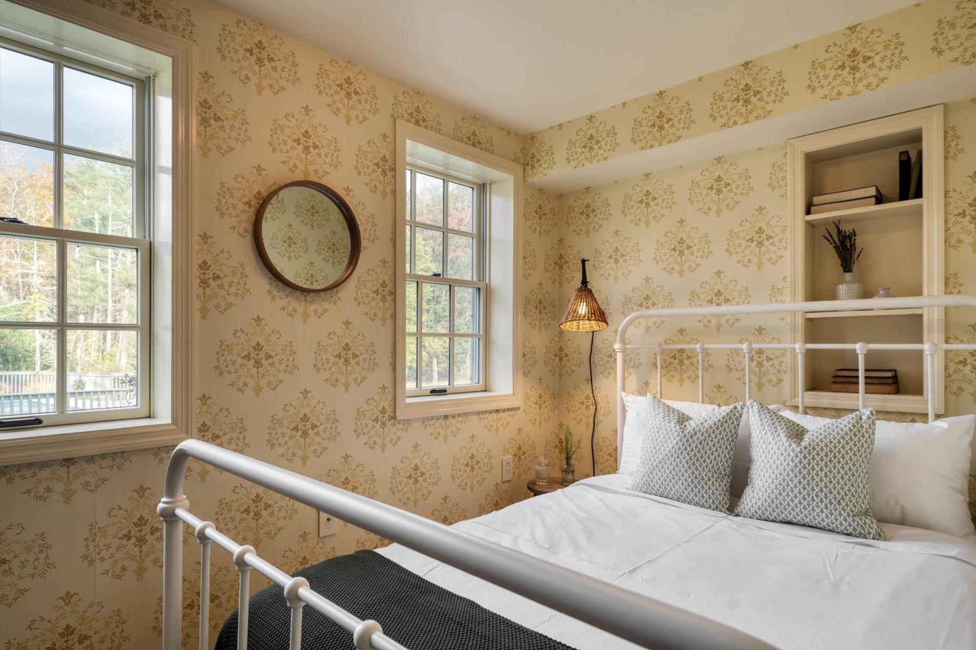 Cortland By Avantstay Charming Heritage Estate W Private Lake Pool Saugerties Exteriér fotografie