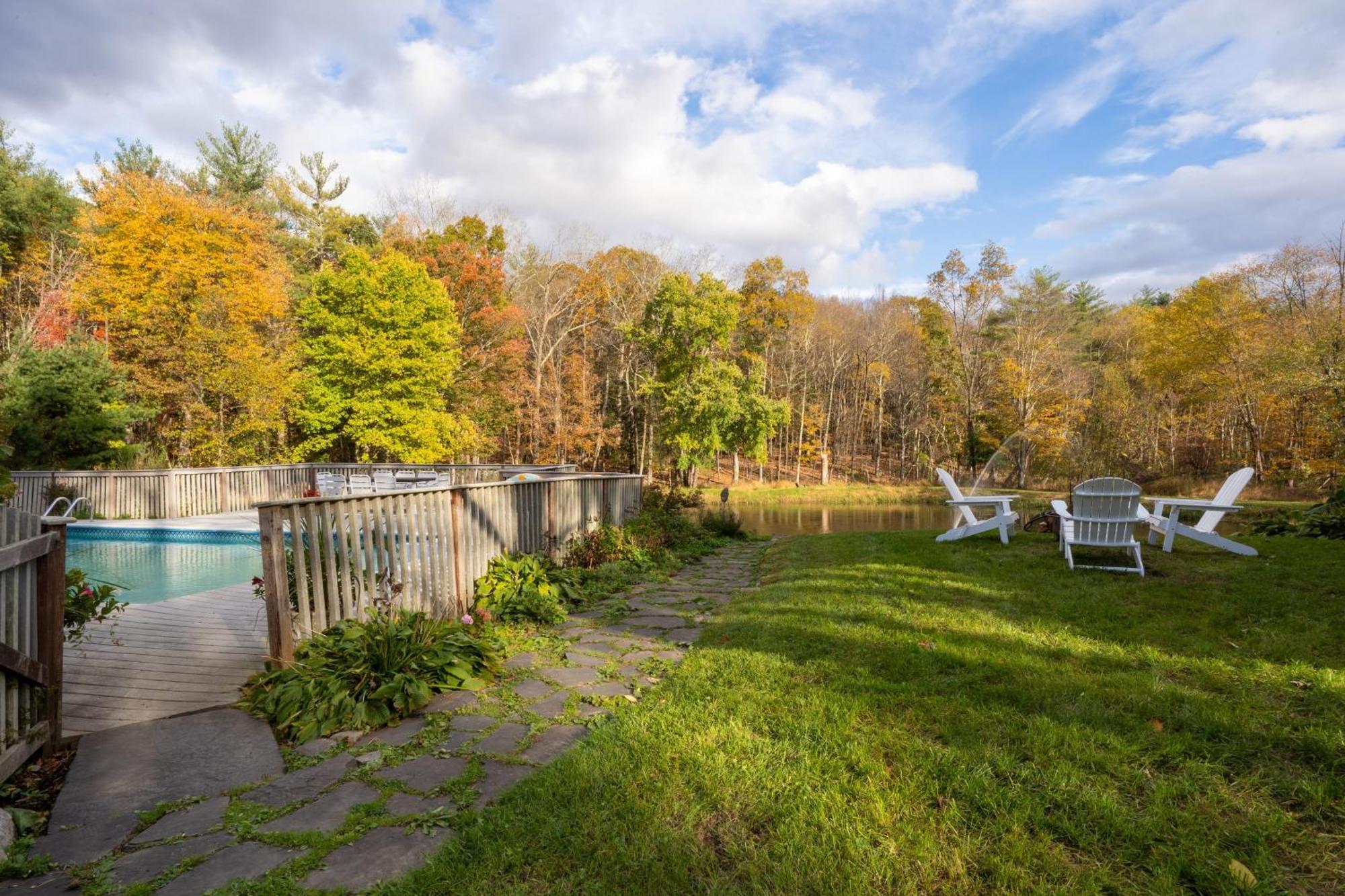 Cortland By Avantstay Charming Heritage Estate W Private Lake Pool Saugerties Exteriér fotografie
